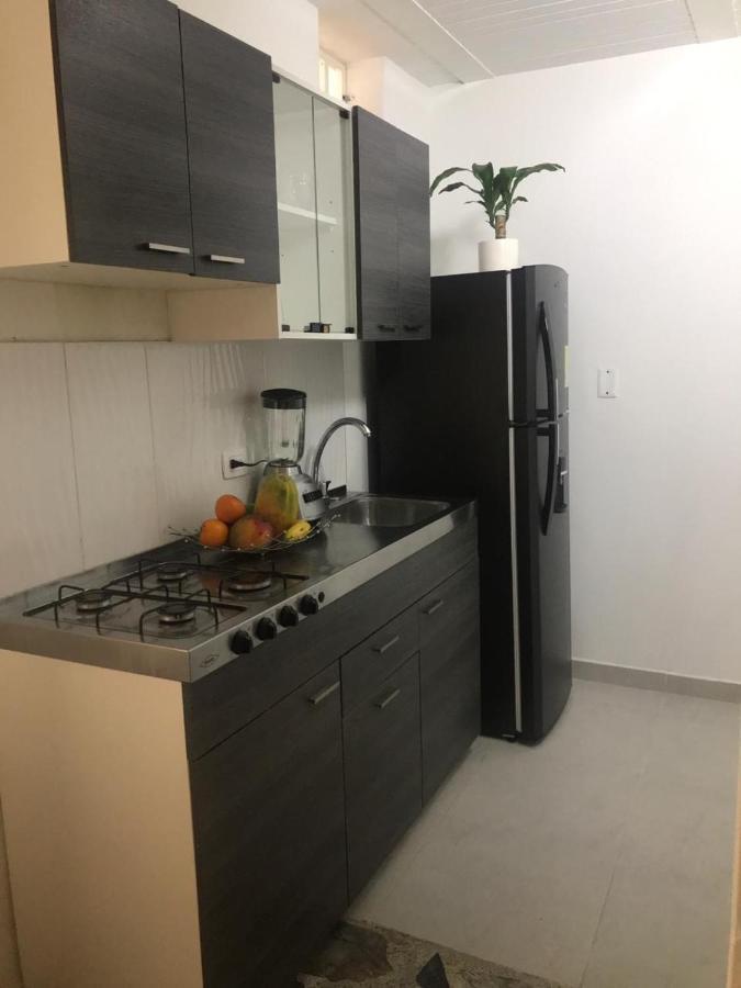 Vip Apartasuites Rosales Medellín Esterno foto
