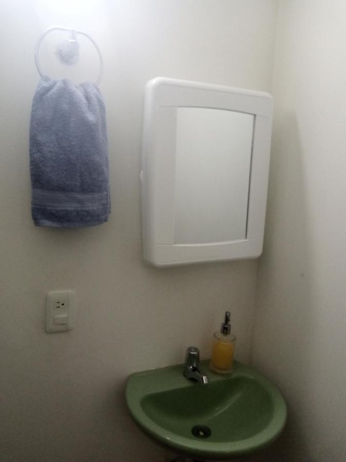 Vip Apartasuites Rosales Medellín Esterno foto