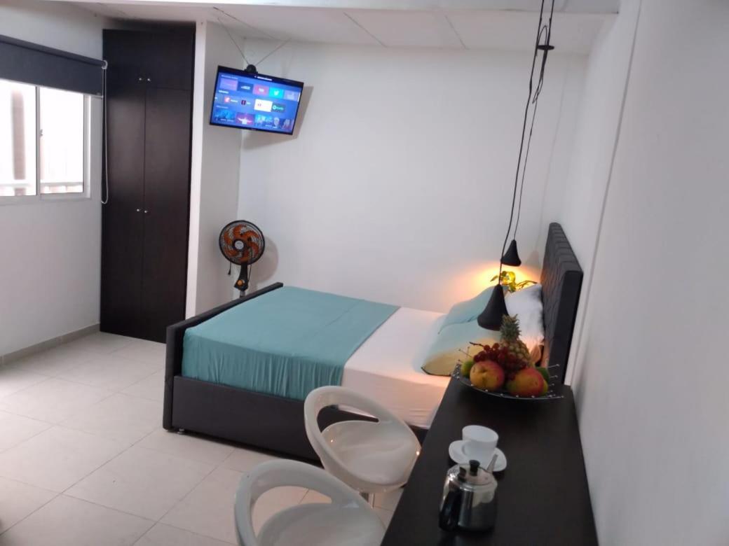 Vip Apartasuites Rosales Medellín Esterno foto