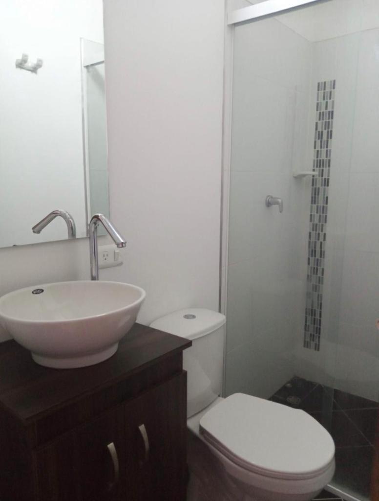 Vip Apartasuites Rosales Medellín Esterno foto
