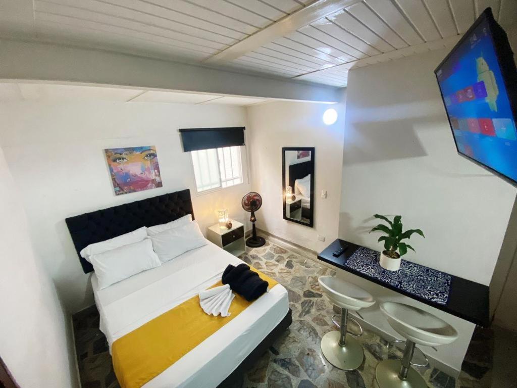 Vip Apartasuites Rosales Medellín Esterno foto